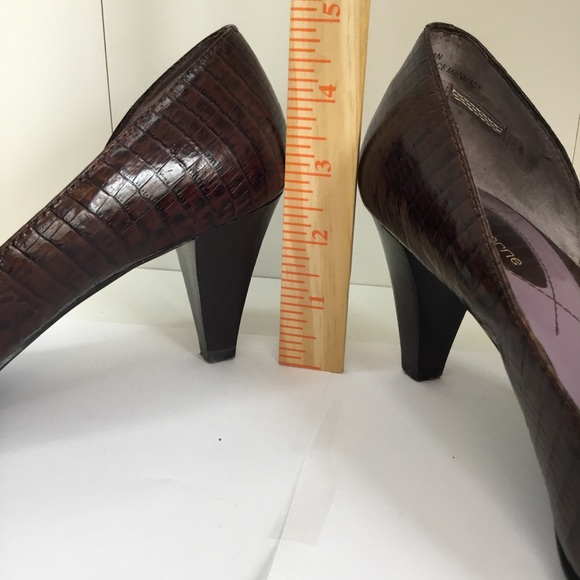 Women's Shoes Liz Claiborne Flex Heel/ Pumps Embossed Print Size 7.5 - Picture 4 of 12